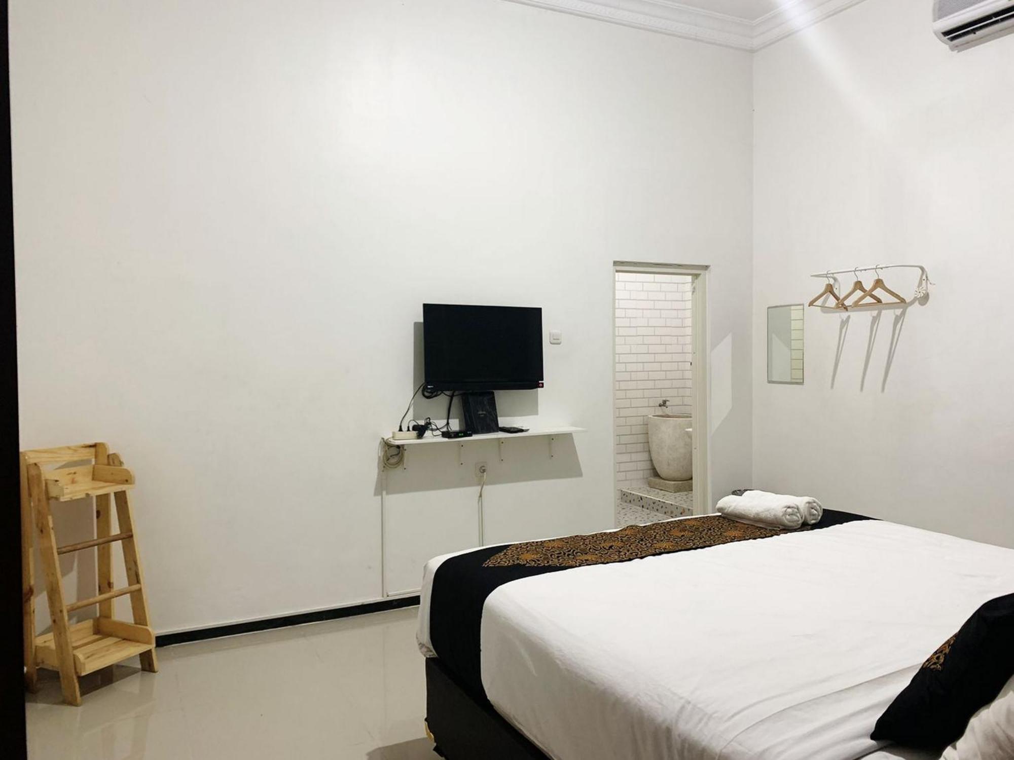 Tjahaja Baroe Syariah Mitra Reddoorz At Dukuh Kupang Ξενοδοχείο Σουραμπάγια Εξωτερικό φωτογραφία