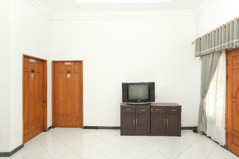 Tjahaja Baroe Syariah Mitra Reddoorz At Dukuh Kupang Ξενοδοχείο Σουραμπάγια Εξωτερικό φωτογραφία